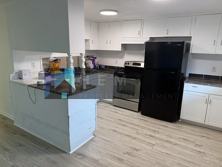175 Cedar St — Photo 3