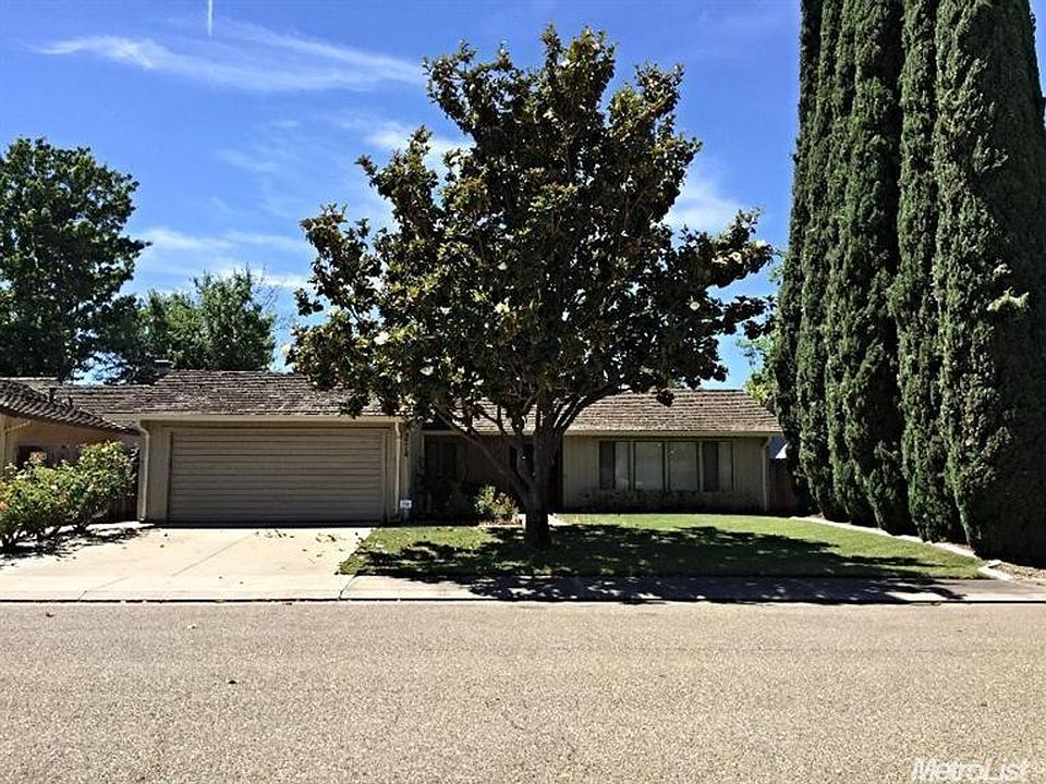 1st image of 2714 Summerfield Dr