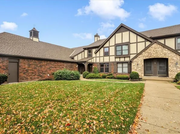 10577 Foster St, Overland Park, KS 66212