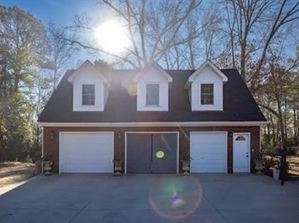 882 Club Ln, Sumter, SC 29154