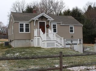 855 Cutspring Rd, Stratford, CT 06614