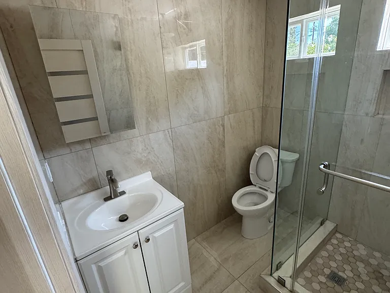 8342 Wilbur Ave — Photo 1