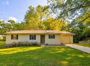 714 W Newman Ave, Harrison, AR 72601