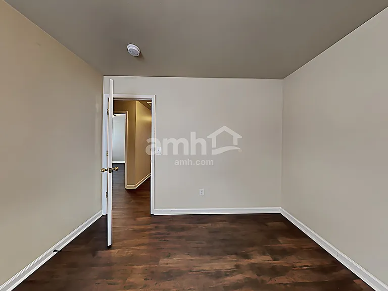1616 Harrison Way — Photo 17