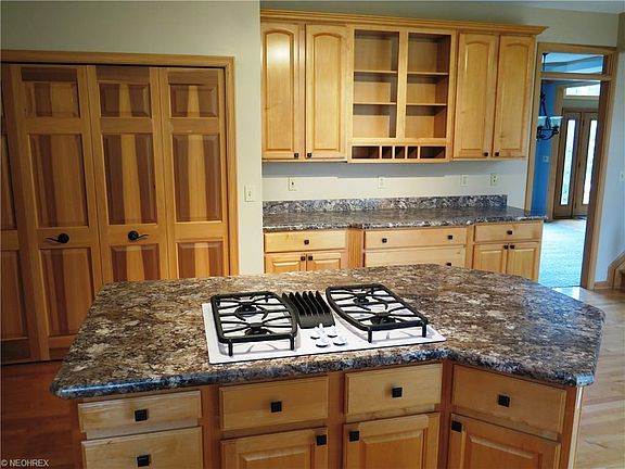 5th image of 18571 Glen Cairn Way
