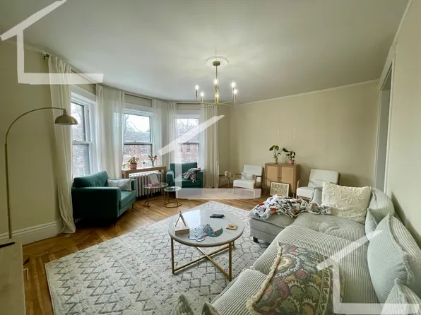 13 Euston St #3, Brookline, MA 02446