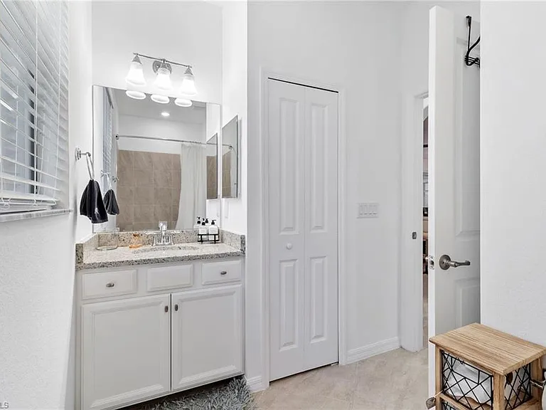 2516 Kona Way — Photo 21
