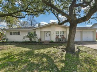 10330 Winding Trail Rd, La Porte, TX 77571