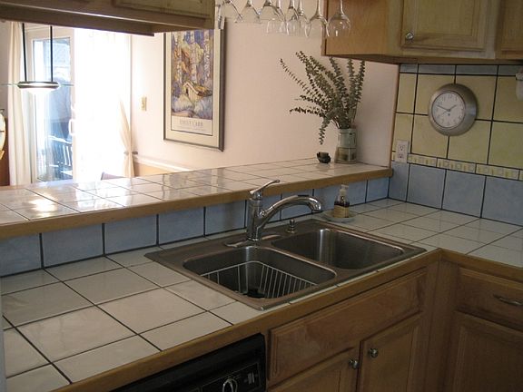 4th image of 2619 Bayshore Ave