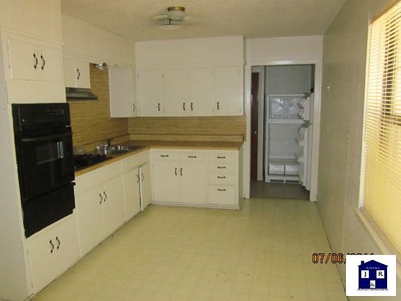 4th image of 501 Bond St