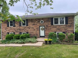 705 Country Estates Rd, Paint Lick, KY 40461