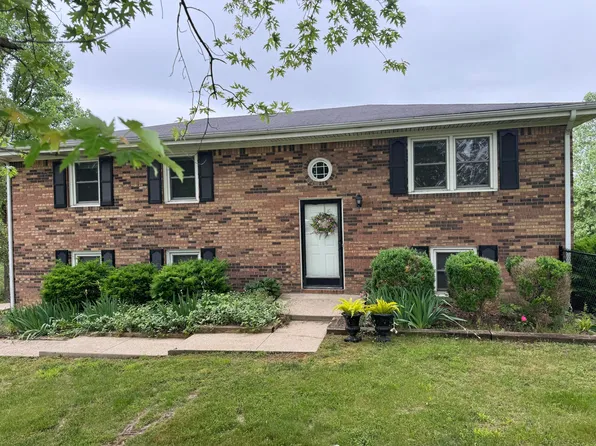 705 Country Estates Rd, Paint Lick, KY 40461