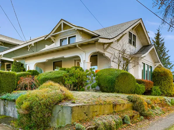 214 E Fulton Street, Mount Vernon, WA 98273