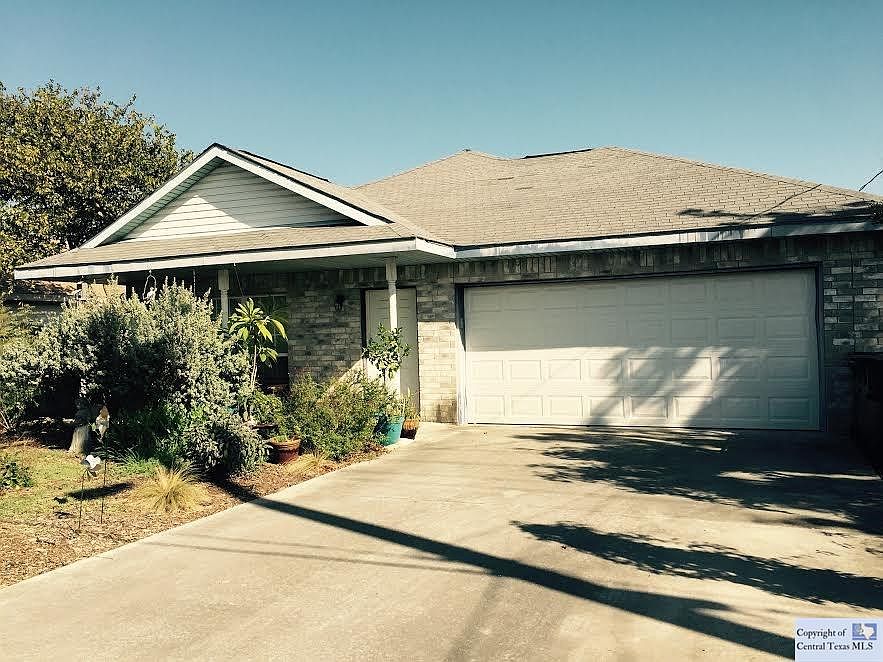 1st image of 132 Bellair Dr