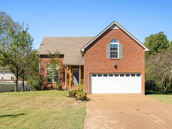 6139 Steve Scarlett Pl, La Vergne, TN 37086