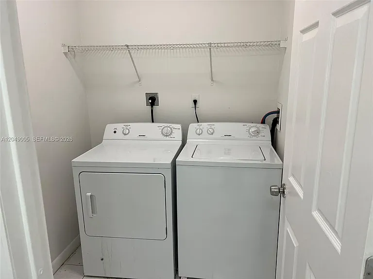 2982 NW 55th Ave #1B — Photo 6