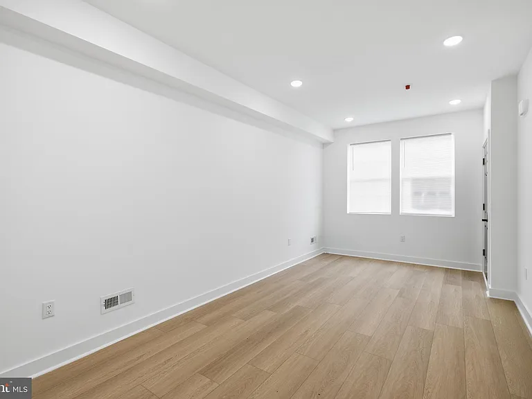 2503 N 12th St #1 — Photo 5