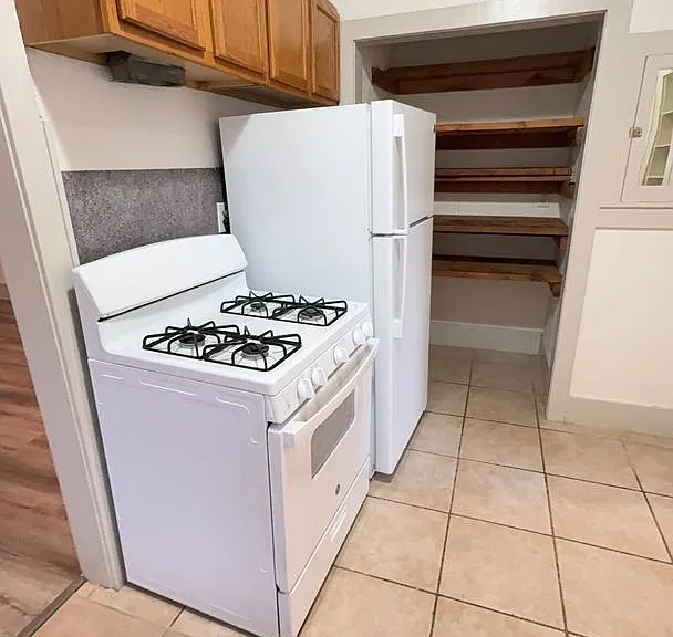 1326 W Elm Ave — Photo 13