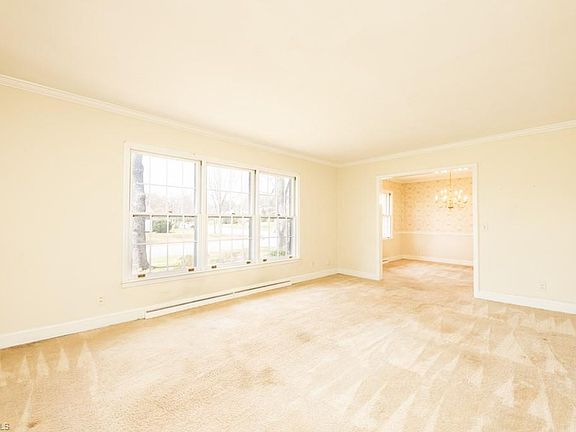 2nd image of 1004 Caswell Dr