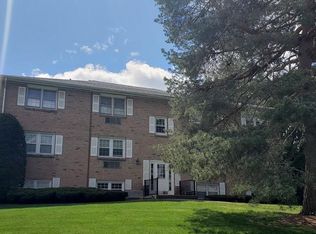 230 Chickering Rd APT 3, North Andover, MA 01845