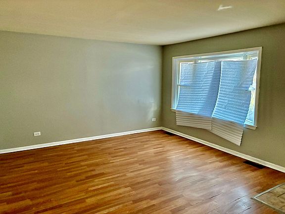 2nd image of 1235 King Cir #1