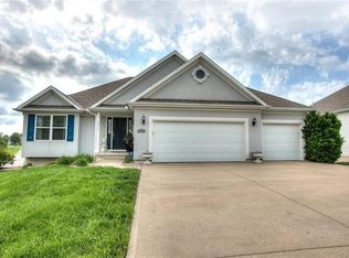 13115 Ridgeview Dr, Platte City, MO 64079