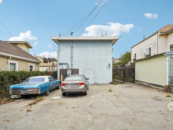 2120 E 22nd St, Oakland, CA 94606