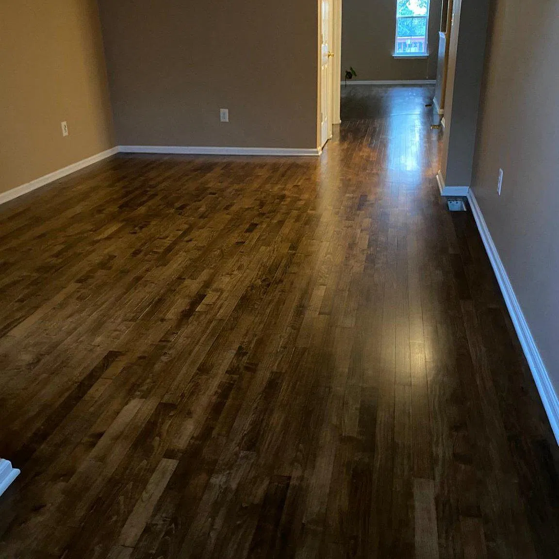 3 bed, 2.5 bath, 1800 sqft, $3,250 — Photo 2