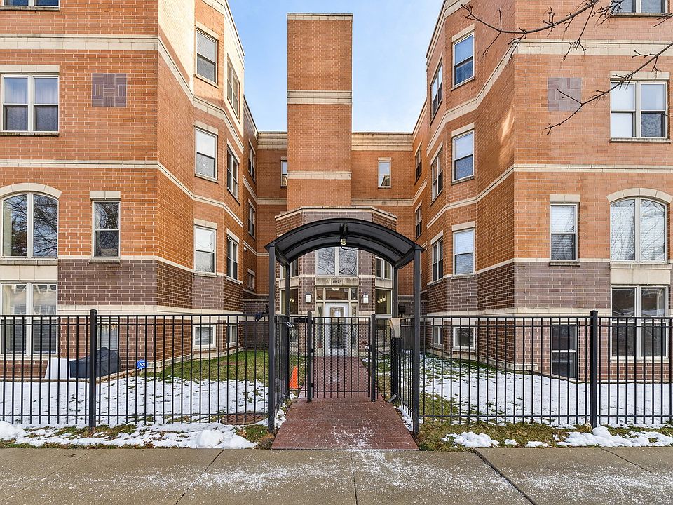 1st image of 6015 N Mozart St APT 104