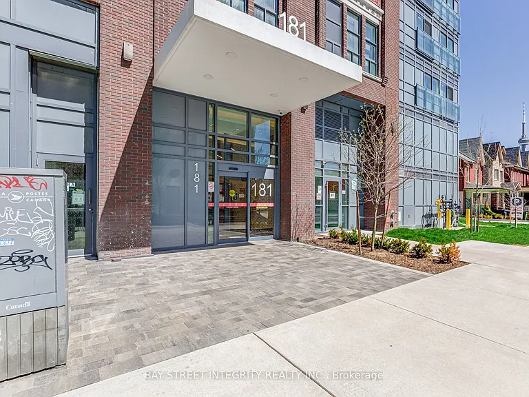 181 Huron St #201 — Photo 23
