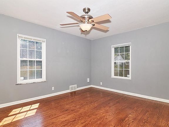 4th image of 4545 N Pennsylvania St