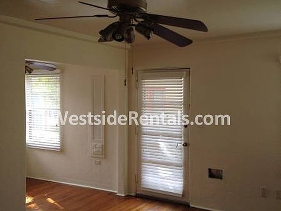 3rd image of 4625 Park Blvd