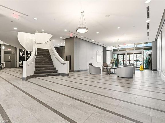 4th image of 11 Bronte Rd #703