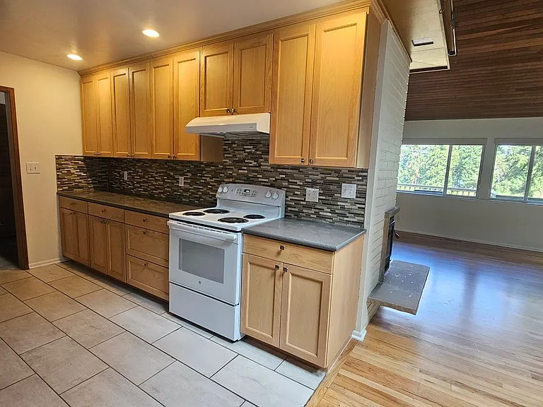3550 Gangmarken Way NE — Photo 5