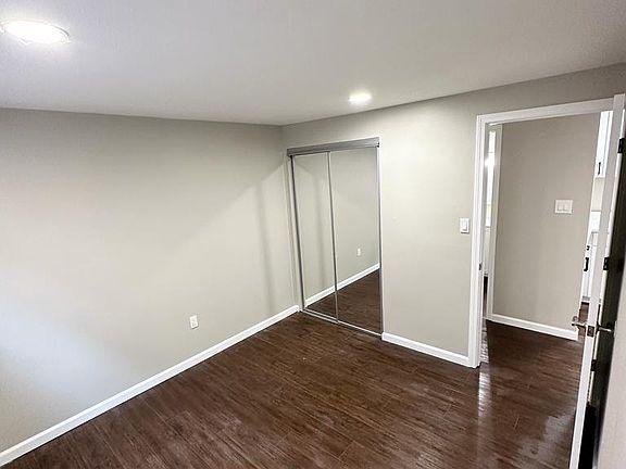 3rd image of 3118 W 14th St APT 107