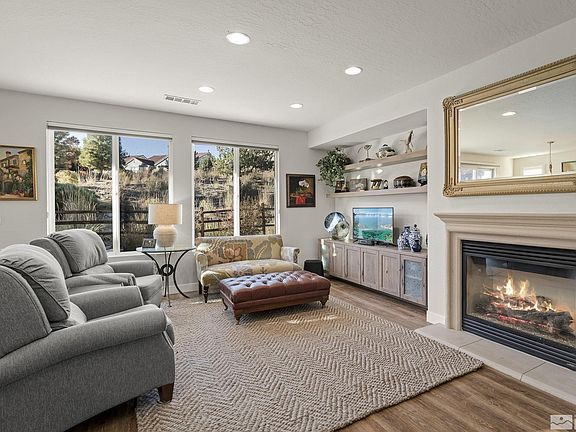 4th image of 9185 Quilberry Way