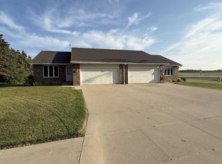 114 E Samz Rd, Mishicot, WI 54228