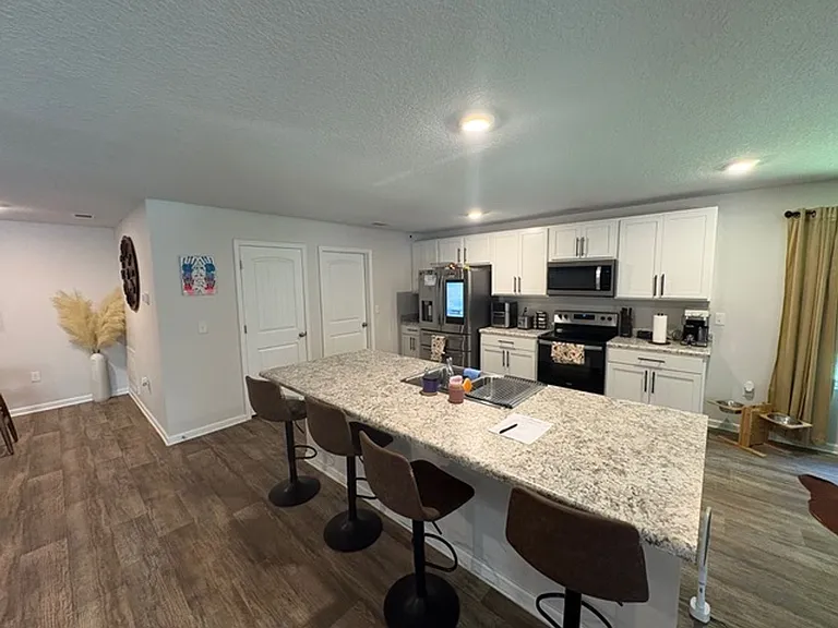 3483 Sparco Dr — Photo 8