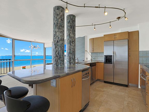 4th image of 1750 E Ocean Blvd Unit 111