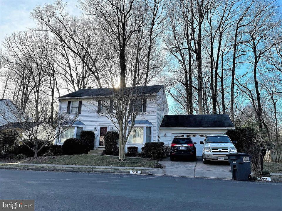 2nd image of 5951 Oakland Park Dr