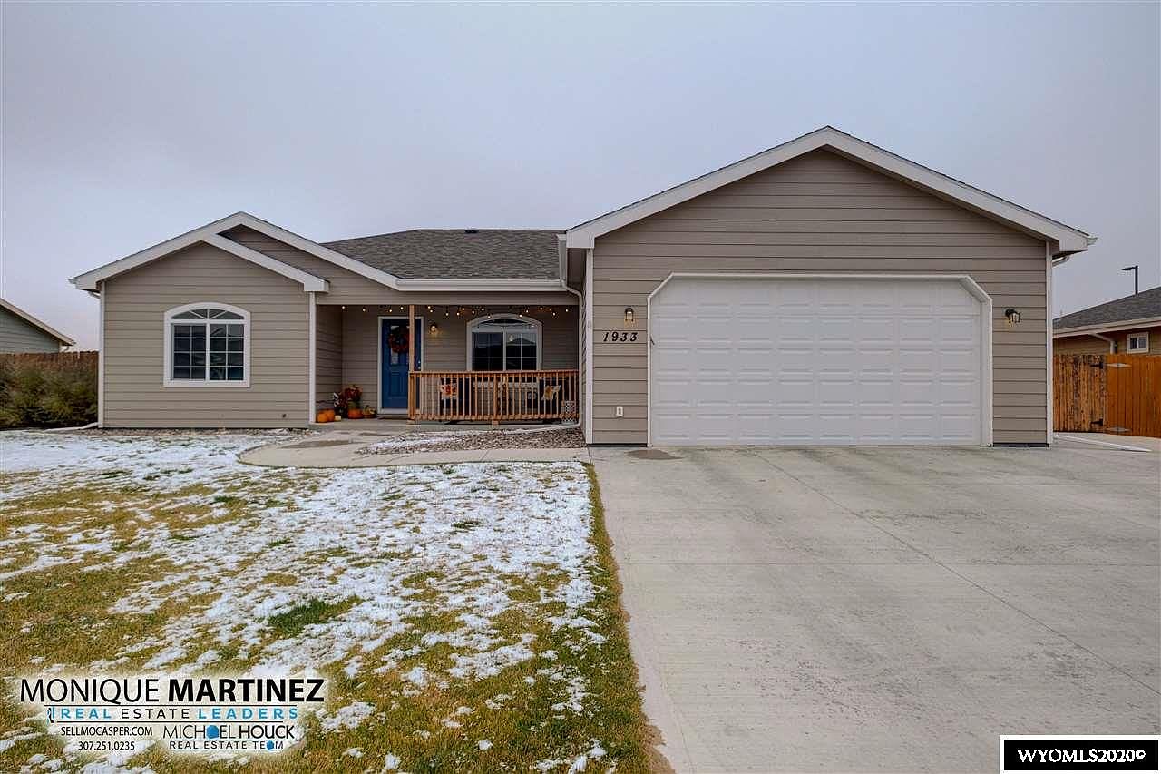 1933 Lakota Trl, Bar Nunn, WY 82601 Zillow