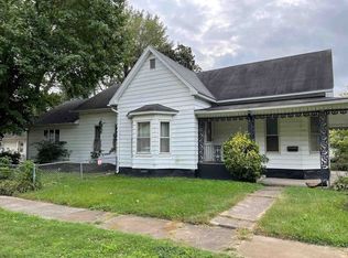 218 Election St, Benton, IL 62812