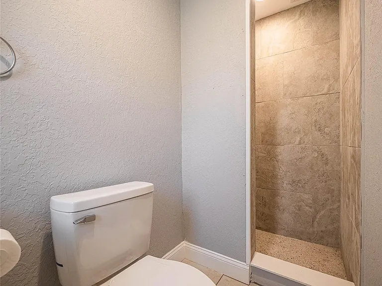2414 Avenue A Ter NW — Photo 17
