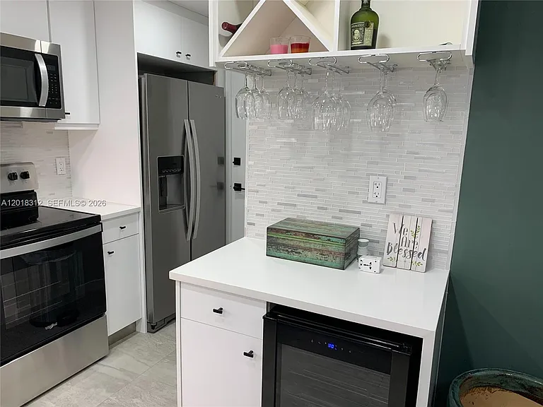 100 Golden Isles Dr #409 — Photo 14