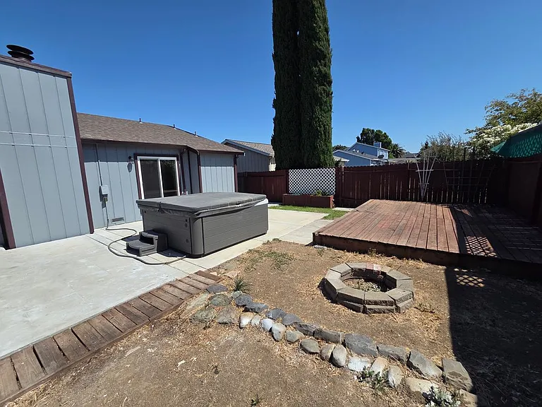 616 Placer Ln — Photo 44