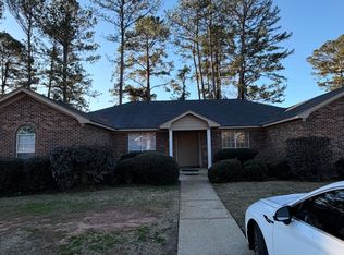 3112 Crepe Myrtle Ct #B, Albany, GA 31721