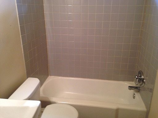 3rd image of 475 Saint Clair Ave APT 6
