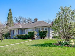 521 Maple St, Glen Ellyn, IL 60137