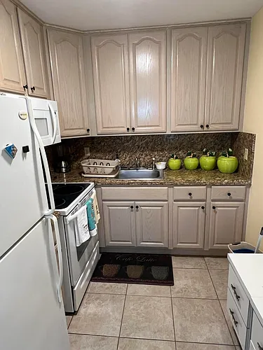 95 Coventry Ln #D Photo 1