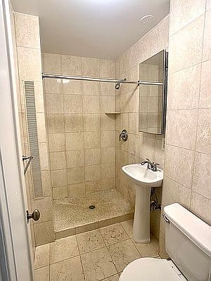 4th image of 240 W 73rd St APT 1104